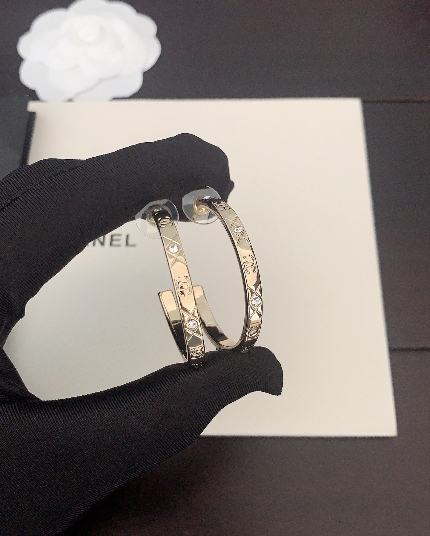 Signature Emblem Jewelry Accessory in Gold-Tone – Design 003 detail view