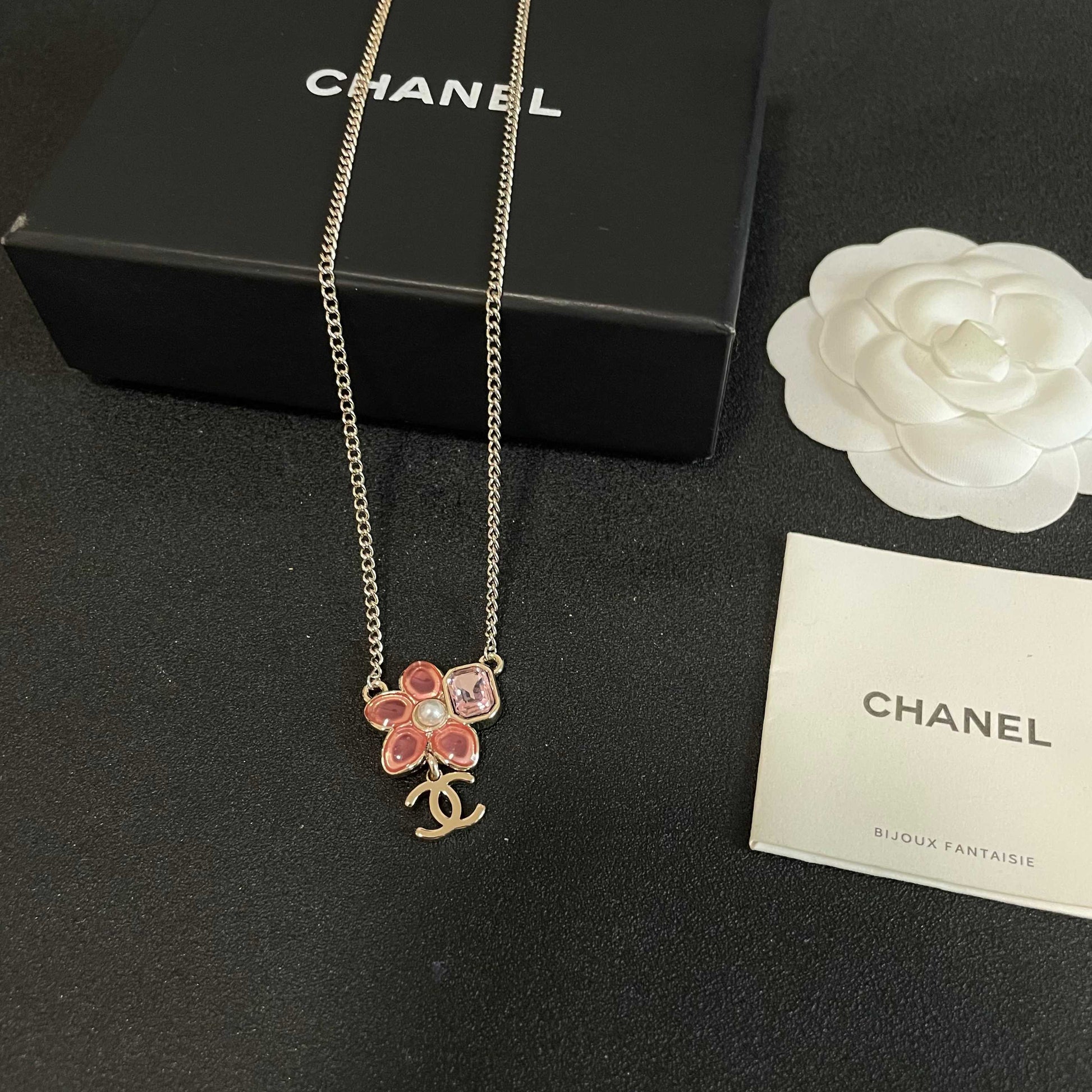 Signature Emblem Pendant Necklace in Polished Metal-Tone – Design 033 close-up detail