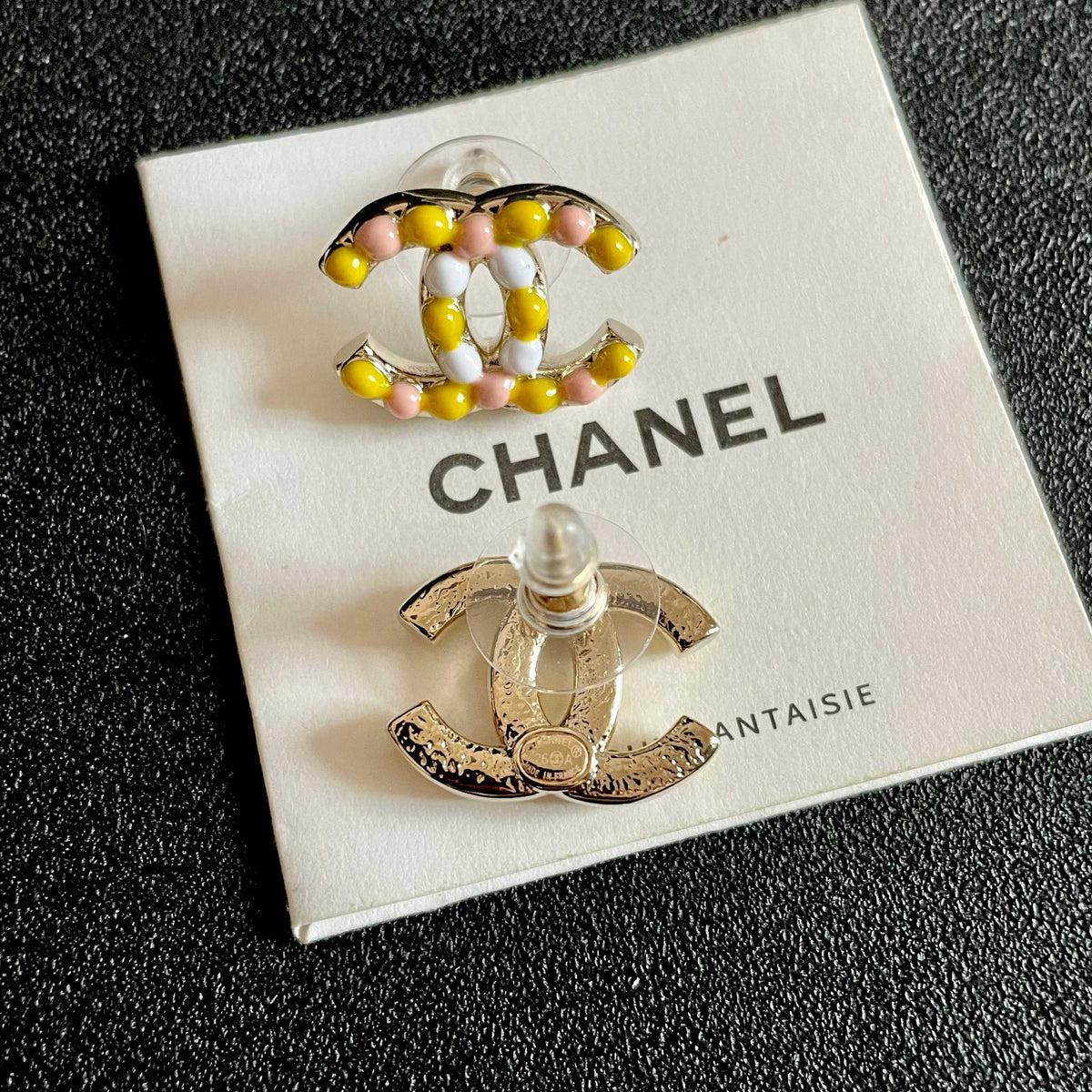 Double-C Emblem Stud Earrings in Polished Metal-Tone – Design 135 main product view