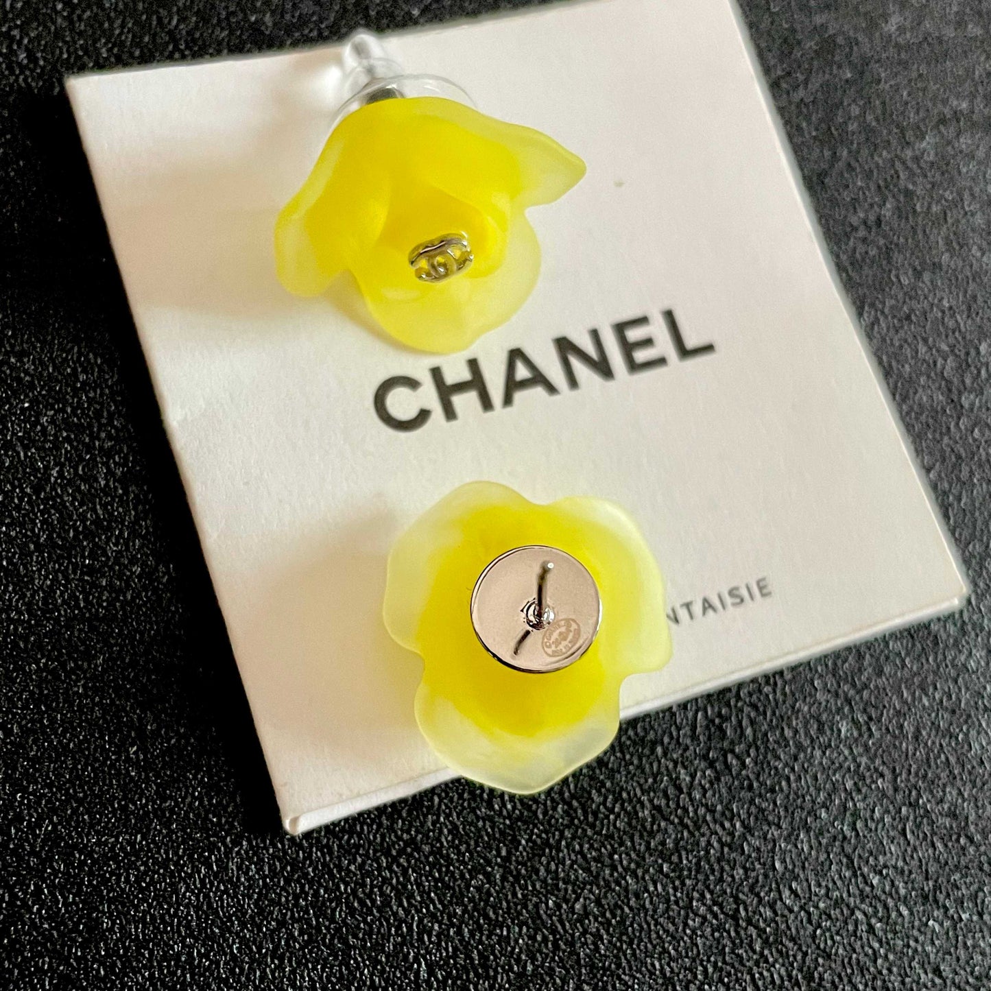 Double-C Emblem Stud Earrings in Polished Metal-Tone – Design 098 main product view