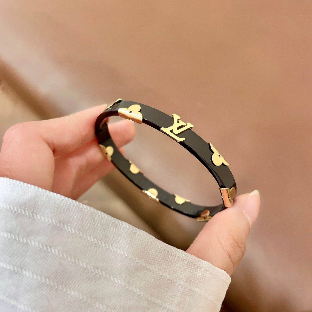 Geometric Emblem Bangle in Polished Metal-Tone – Design 001 side detail