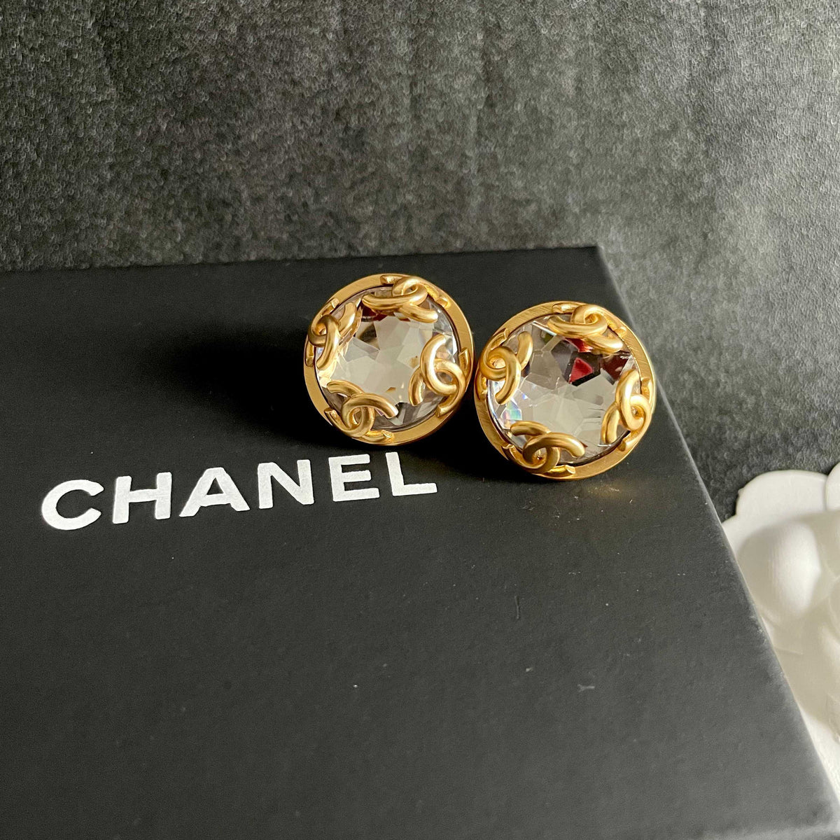 Double-C Emblem Stud Earrings in Polished Metal-Tone – Design 104 detail view