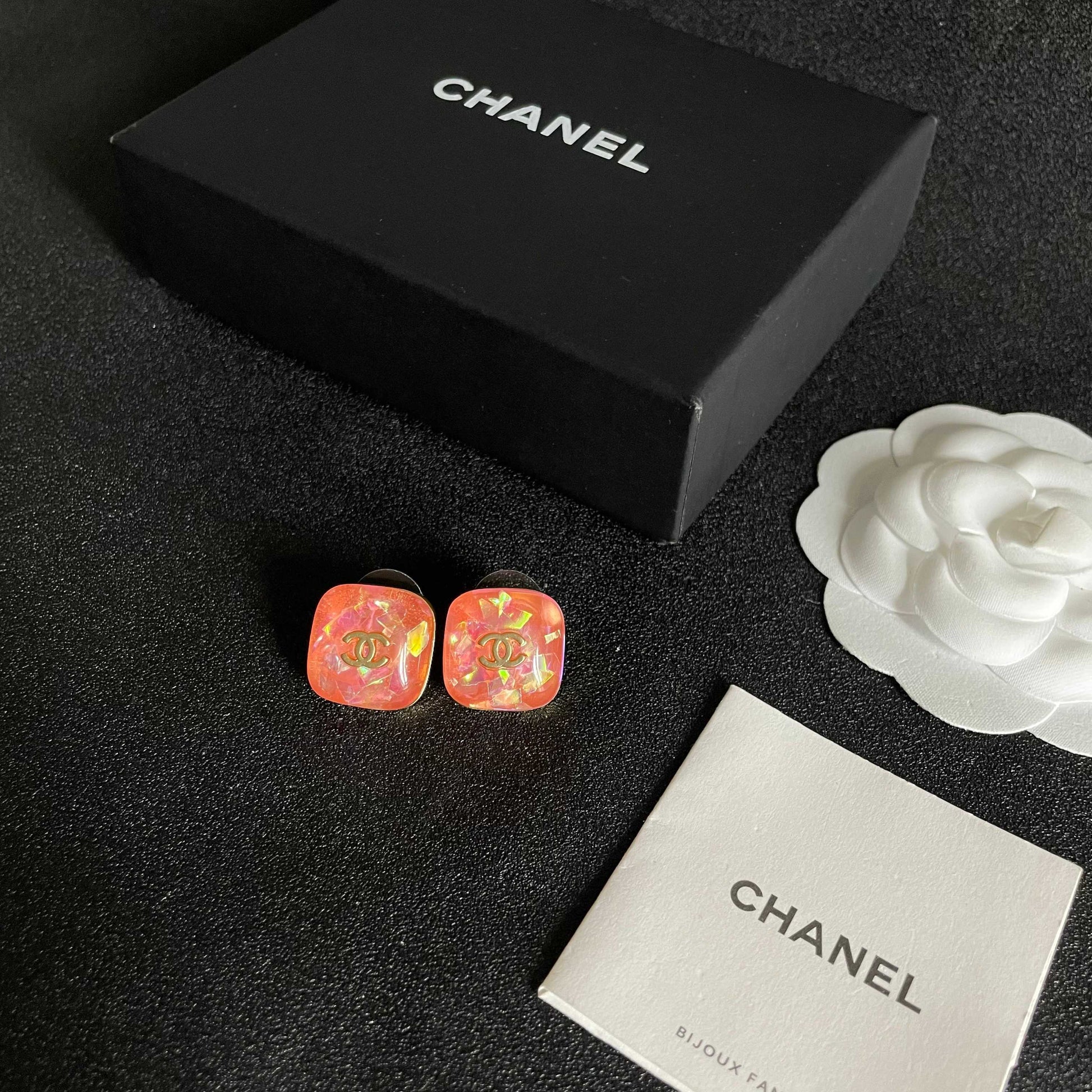 Double-C Emblem Stud Earrings in Polished Metal-Tone – Design 102 close-up detail