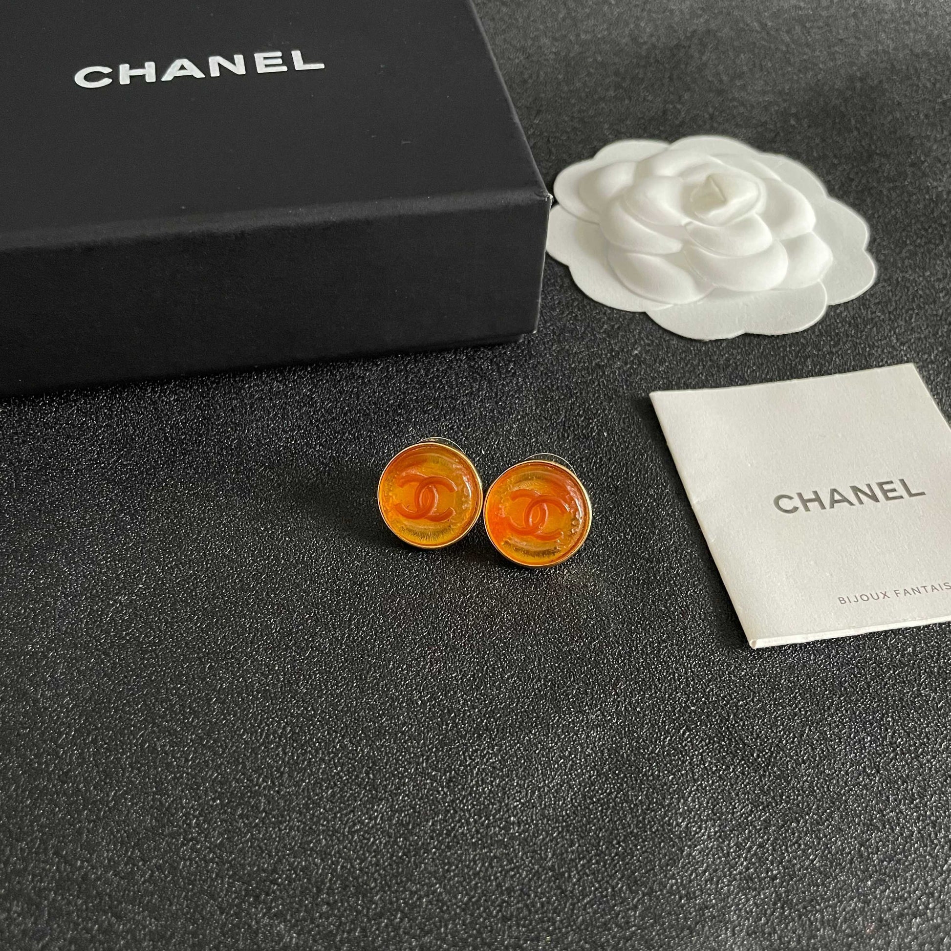 Double-C Emblem Stud Earrings in Polished Metal-Tone – Design 114 styled product view
