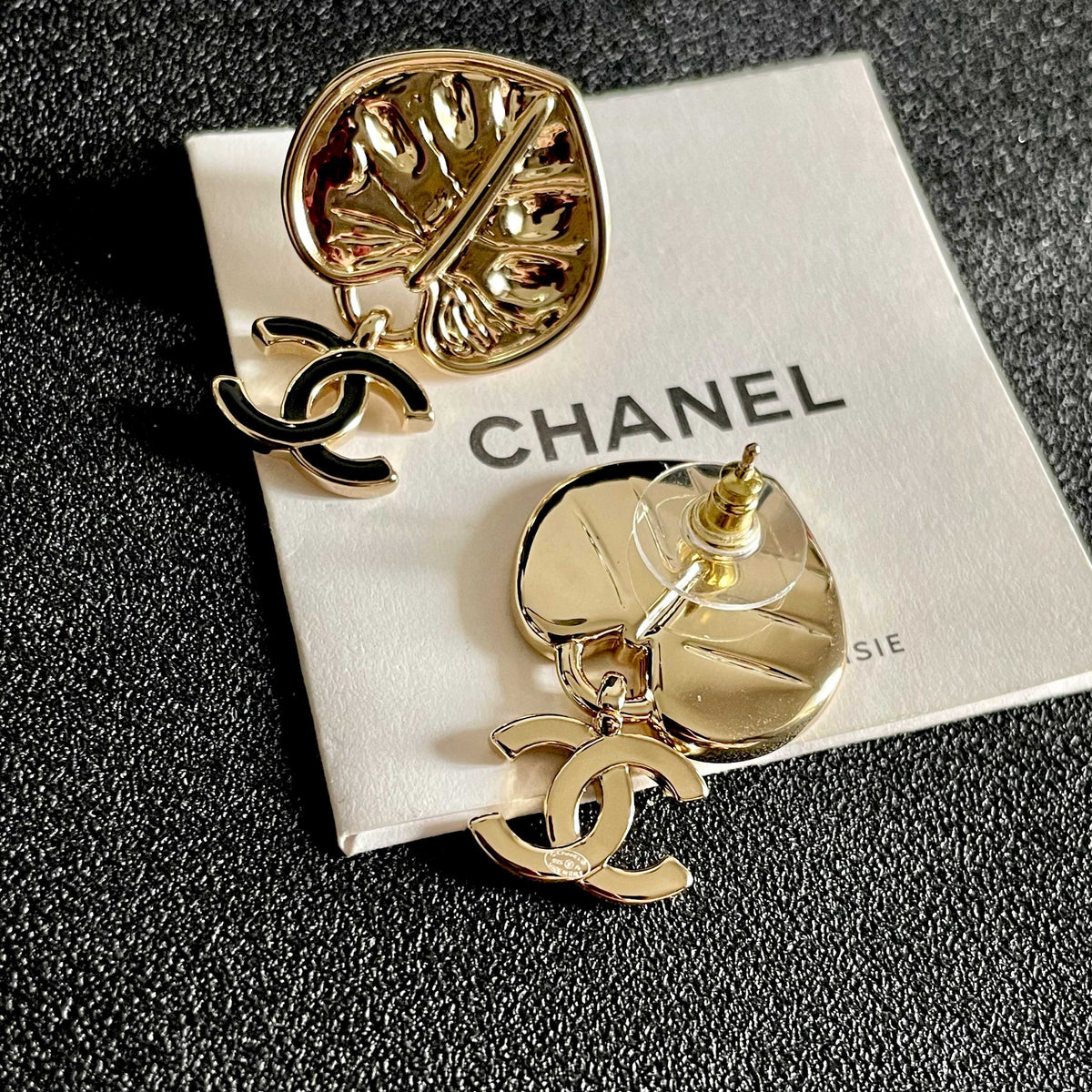 Double-C Emblem Statement Earrings in Polished Metal-Tone – Design 012 main product view