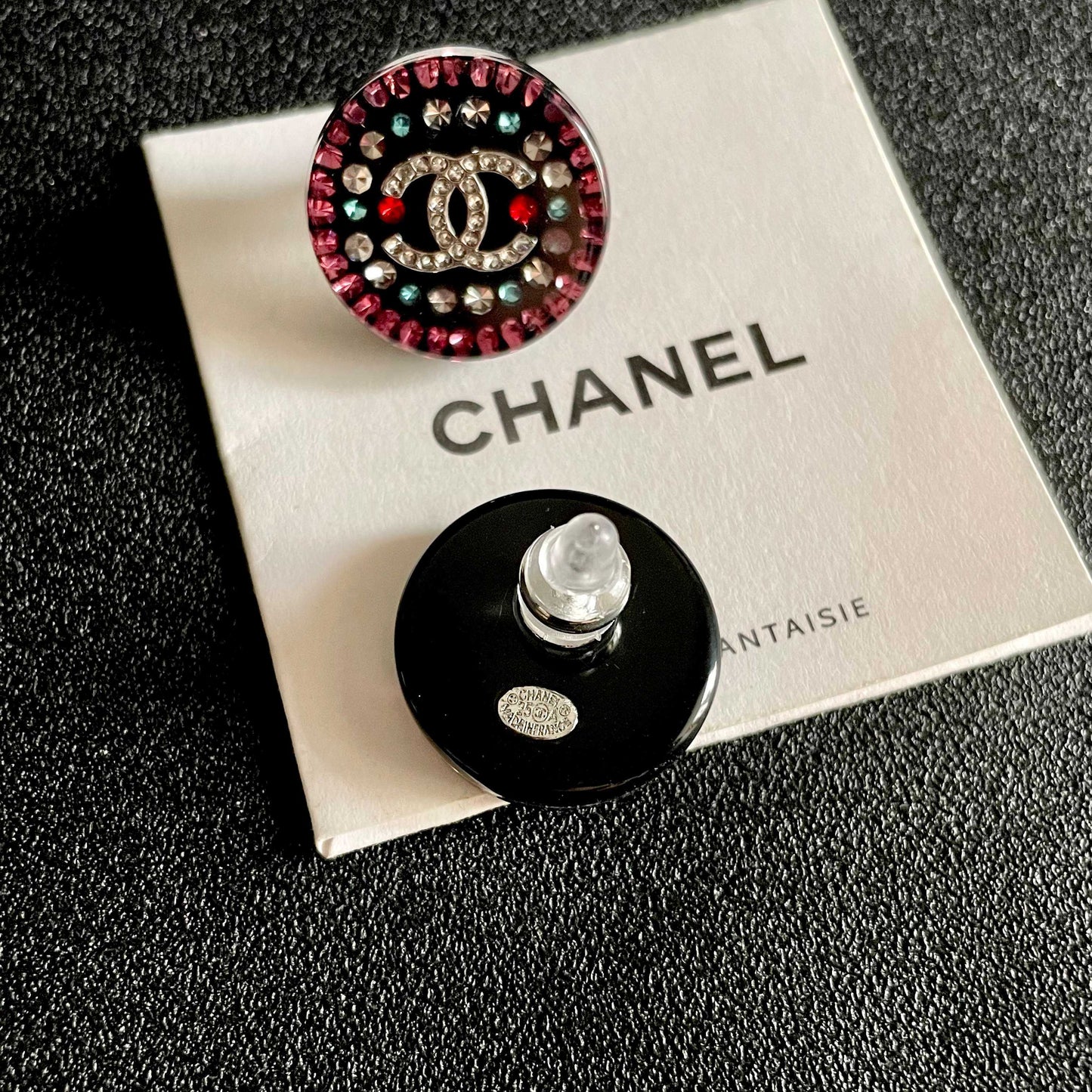 Double-C Emblem Stud Earrings in Polished Metal-Tone – Design 092 main product view