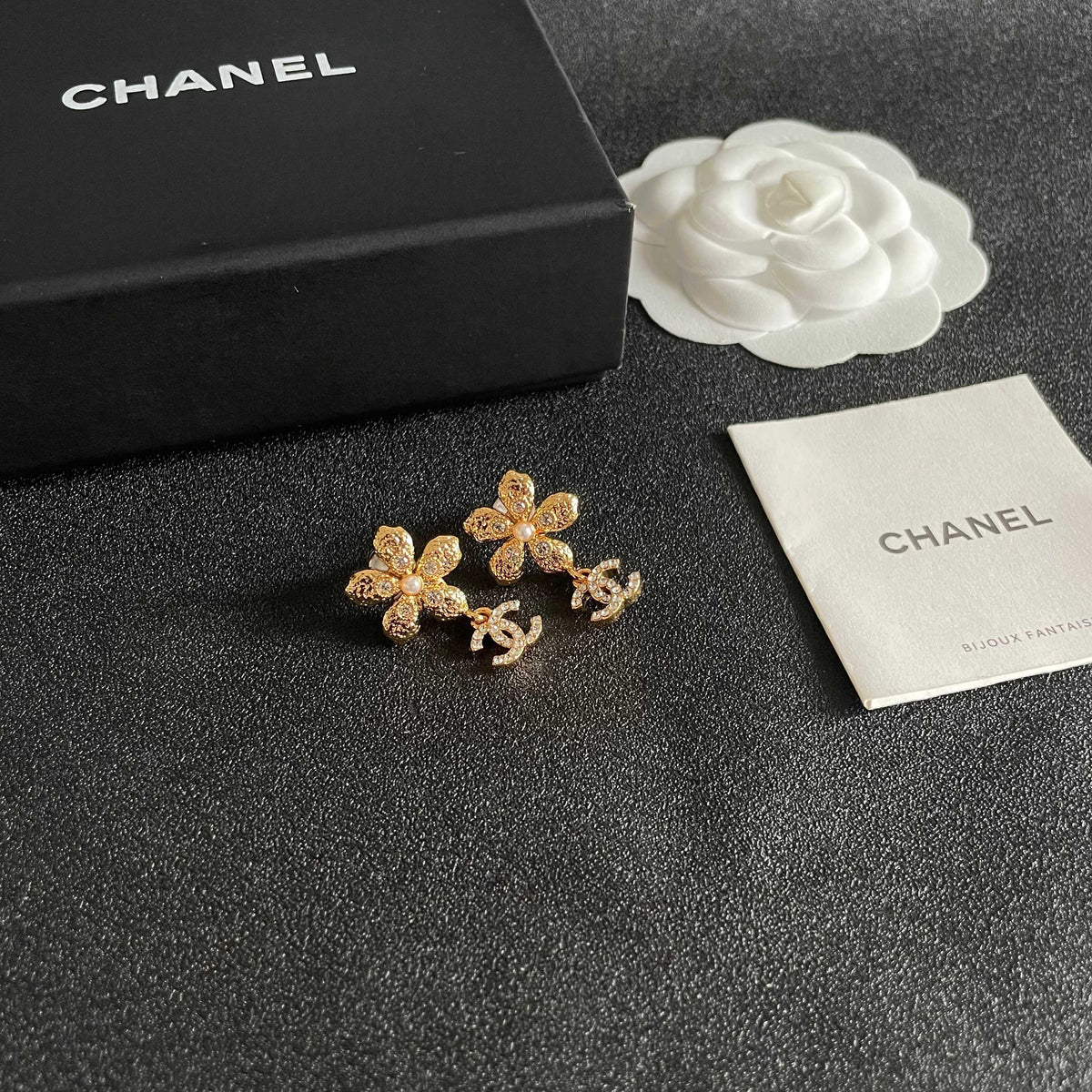 Double-C Emblem Stud Earrings in Polished Metal-Tone – Design 090 styled product view