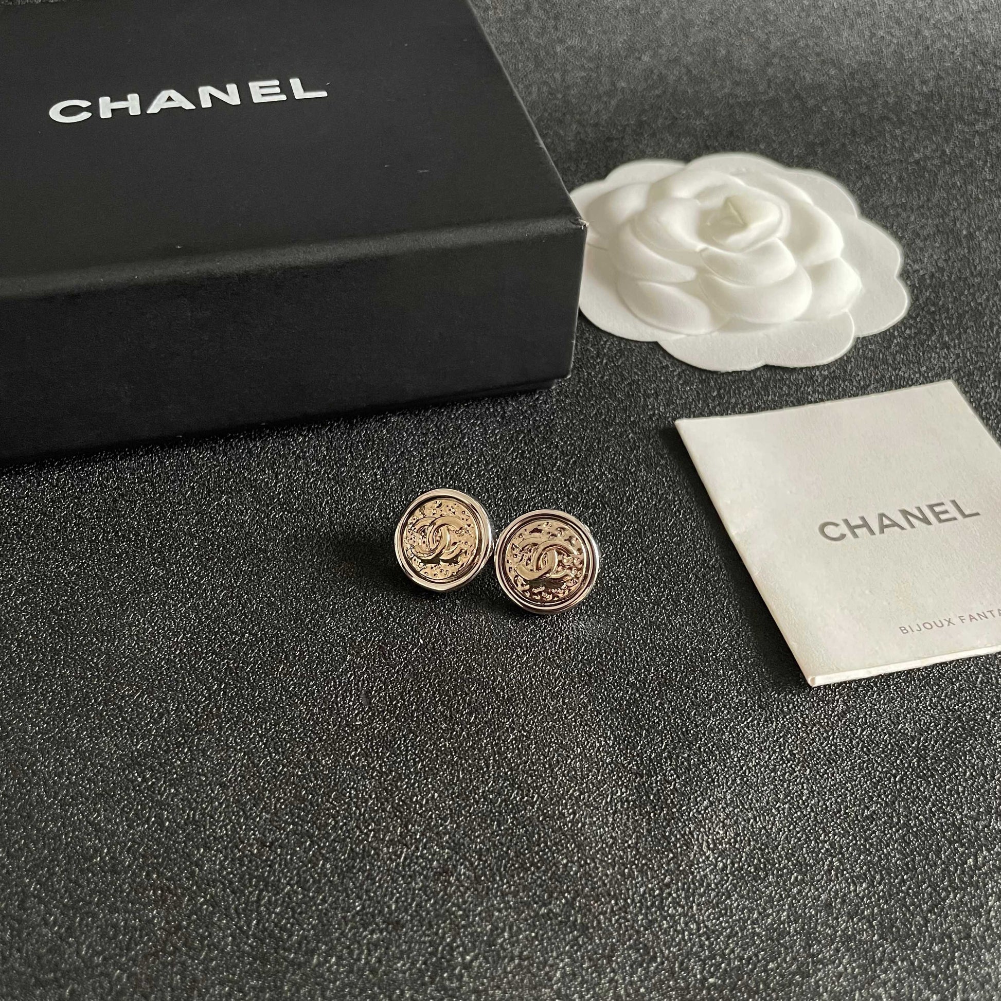 Double-C Emblem Stud Earrings in Polished Metal-Tone – Design 084 styled product view