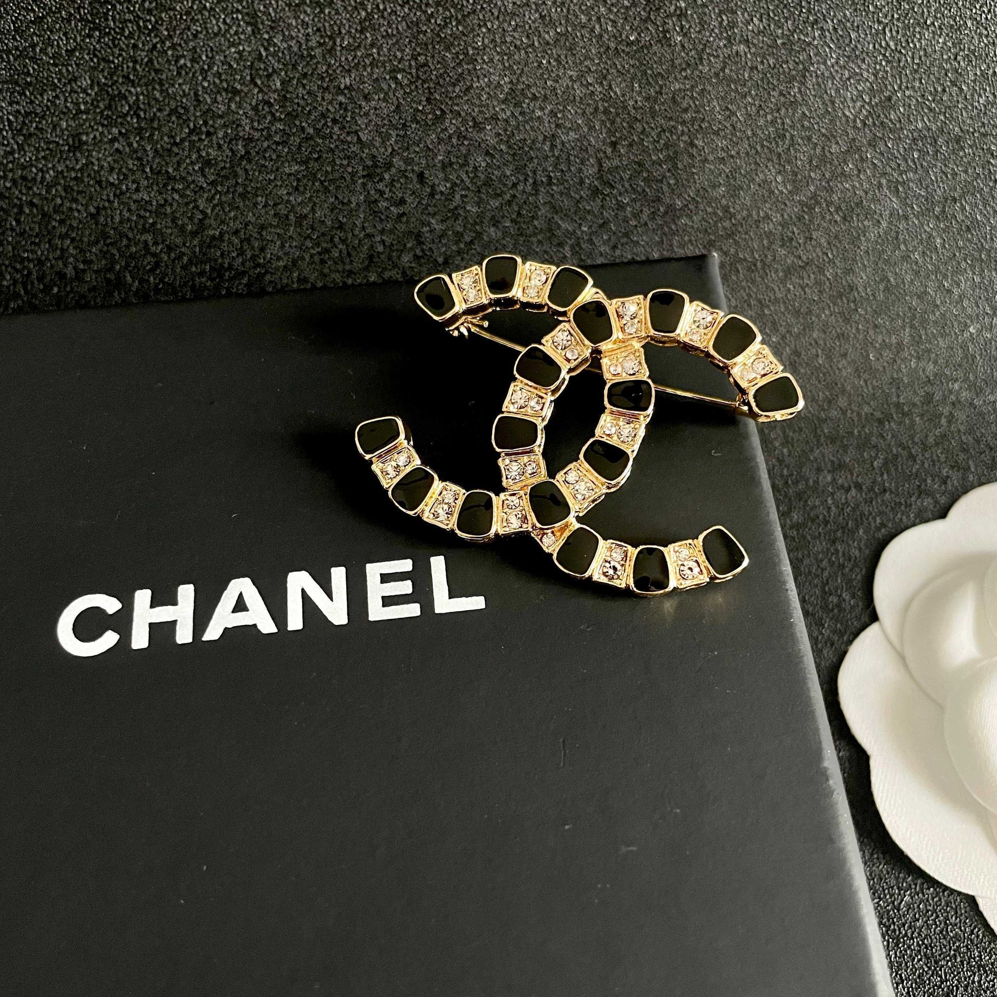 Signature Emblem Brooch in Polished Metal-Tone – Design 010 detail view