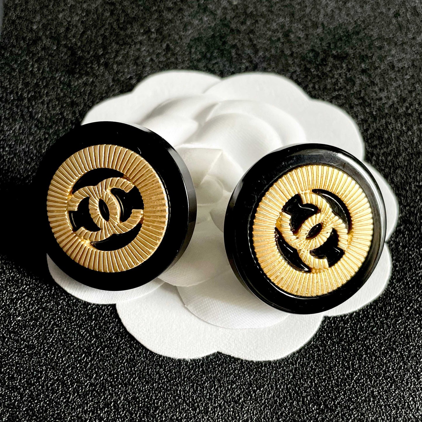 Double-C Emblem Stud Earrings in Polished Metal-Tone – Design 030 front product view