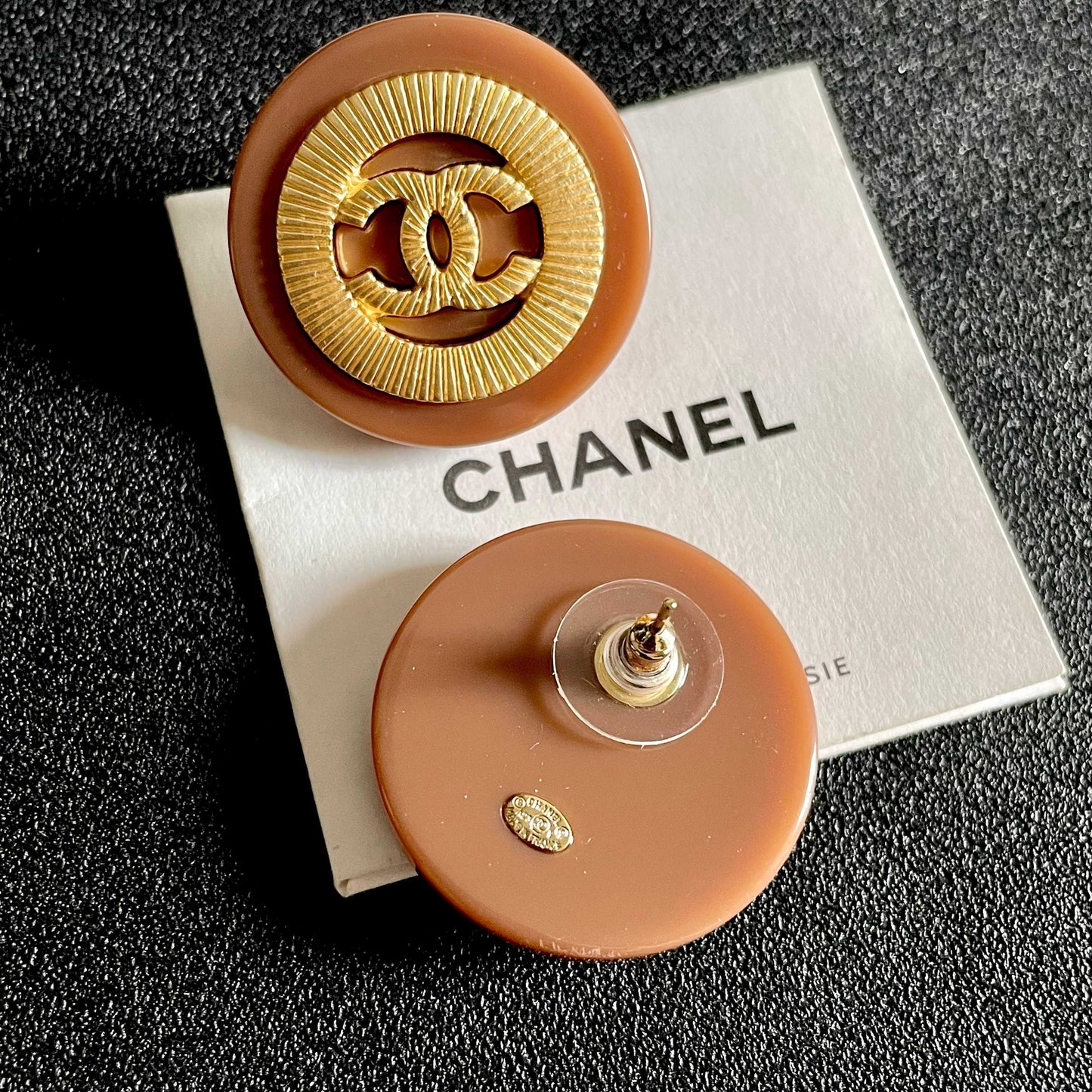 Double-C Emblem Stud Earrings in Polished Metal-Tone – Design 008 main product view