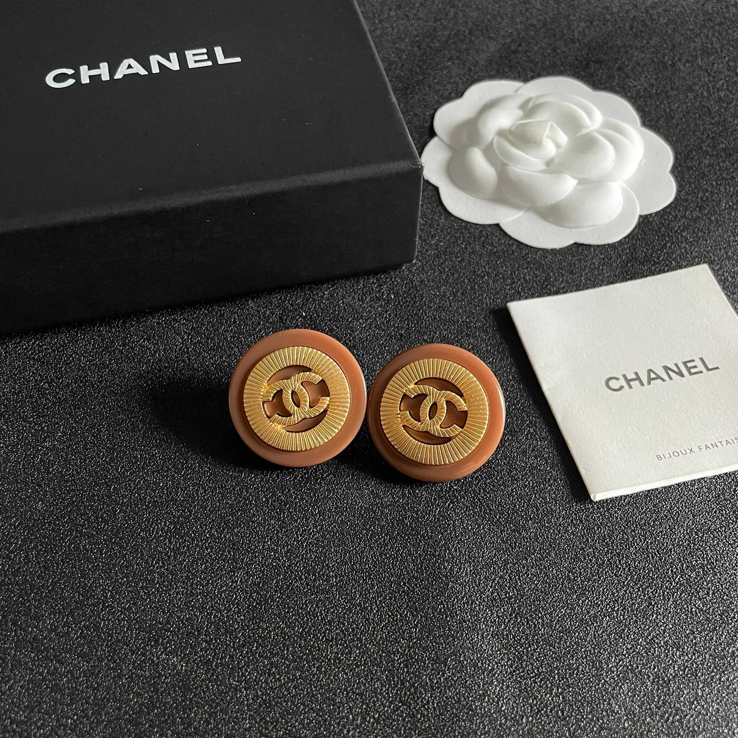 Double-C Emblem Stud Earrings in Polished Metal-Tone – Design 028 styled product view