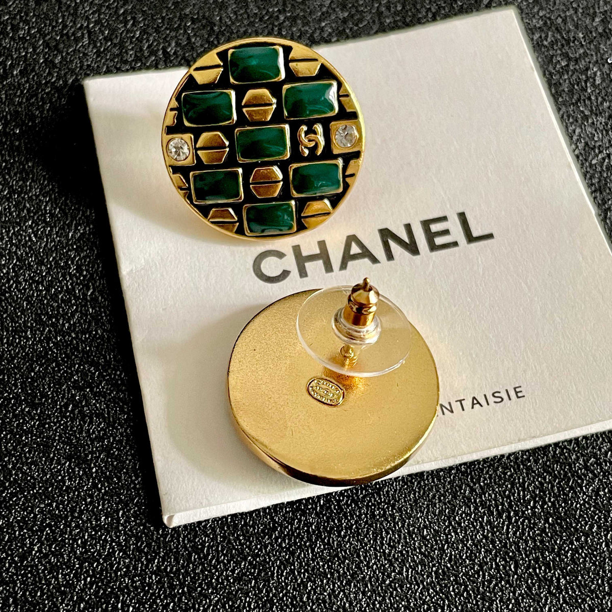 Double-C Emblem Stud Earrings in Polished Metal-Tone – Design 001 main product view