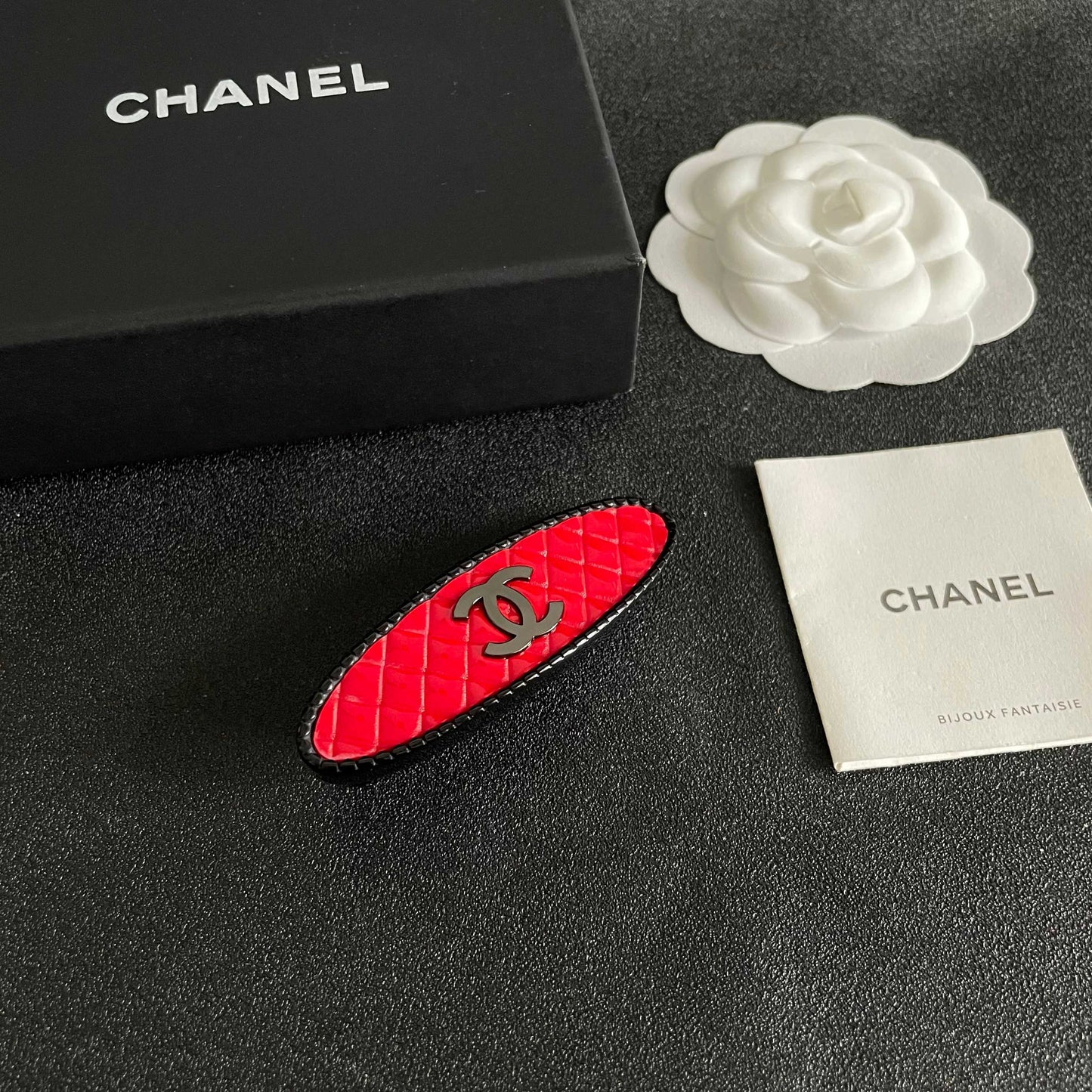 Double-C Emblem Hair Clip – Design 001 styled product view