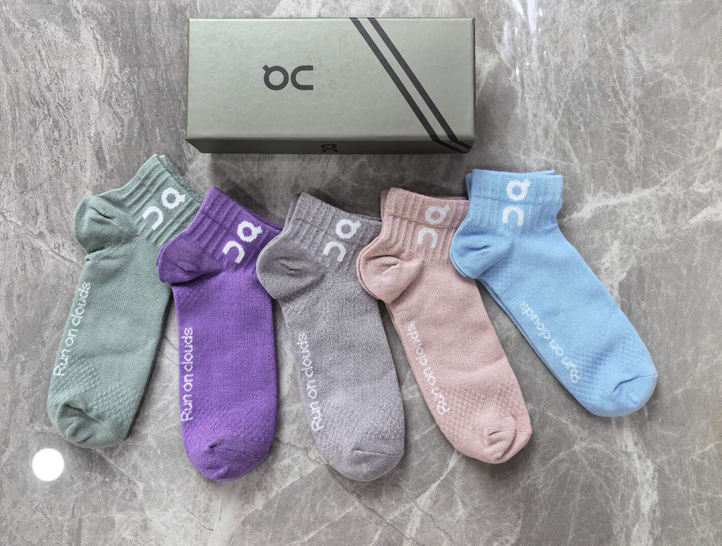 On Visible Branded Cuff Or Emblem Details No-Show Socks - 5-Pair Set