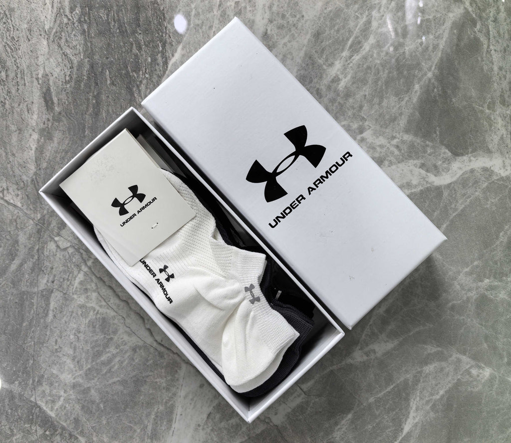 Under Armour Cotton Visible Branded Cuff Or Emblem Details No-Show Socks - 5-Pair Set