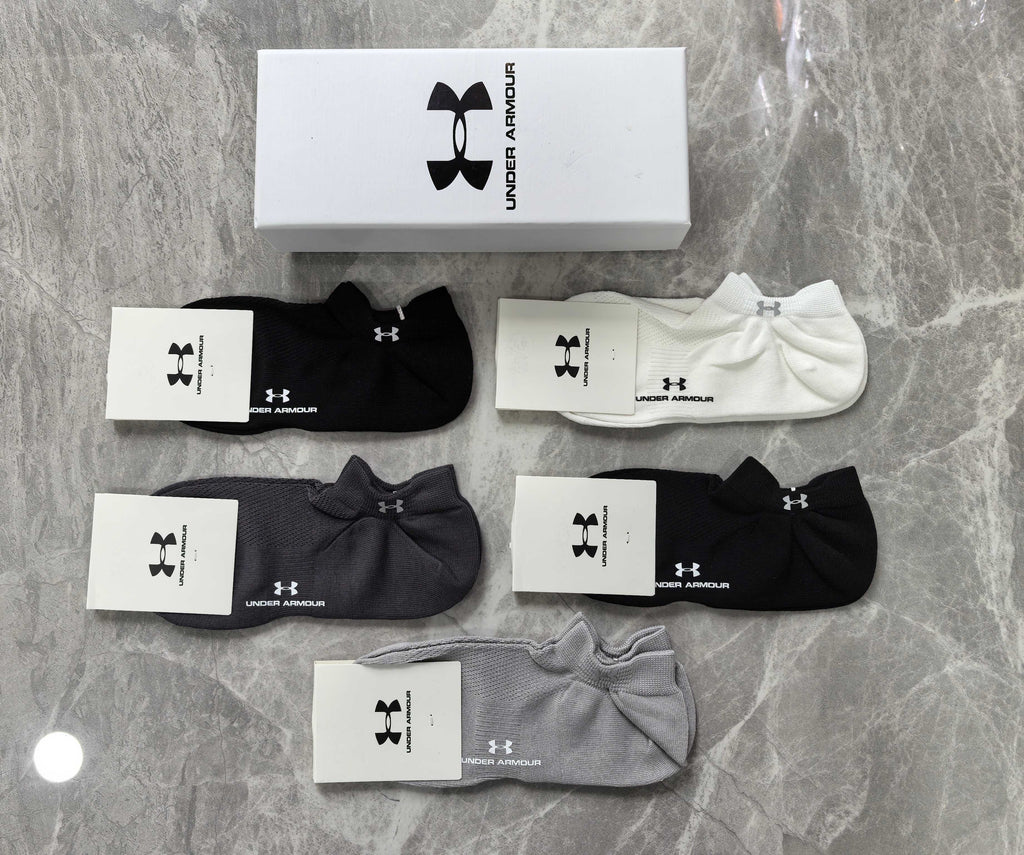 Under Armour Cotton Visible Branded Cuff Or Emblem Details No-Show Socks - 5-Pair Set