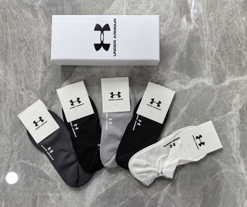 Under Armour Cotton Visible Branded Cuff Or Emblem Details No-Show Socks - 5-Pair Set