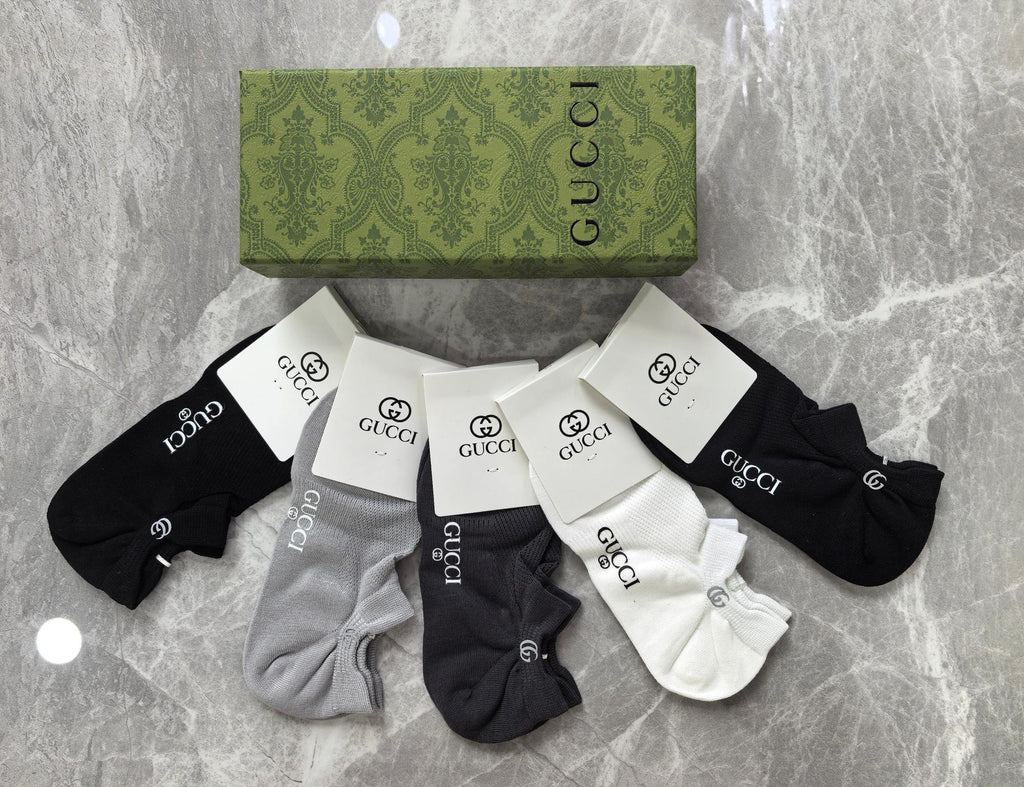 Gucci Cotton Visible Branded Cuff Or Emblem Details No-Show Socks - 5-Pair Set