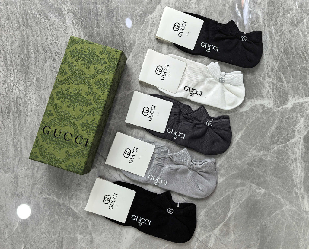 Gucci Cotton Visible Branded Cuff Or Emblem Details No-Show Socks - 5-Pair Set