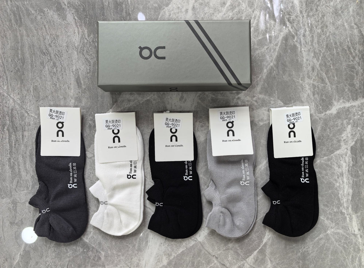 On Cotton Visible Branded Cuff Or Emblem Details No-Show Socks - 5-Pair Set