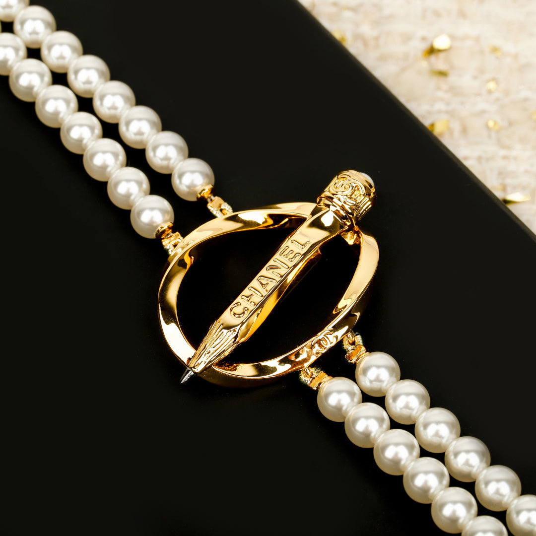 Double-C Emblem Pearl-Detail Pendant Necklace – Pearl Detail – Design 014 detail view