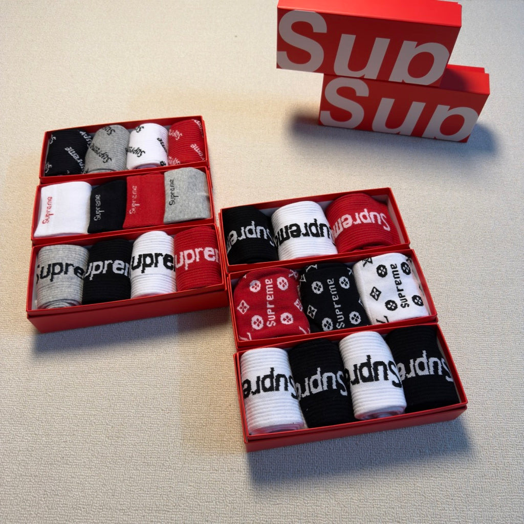 Supreme Bold Logo Crew Socks - Assorted Set