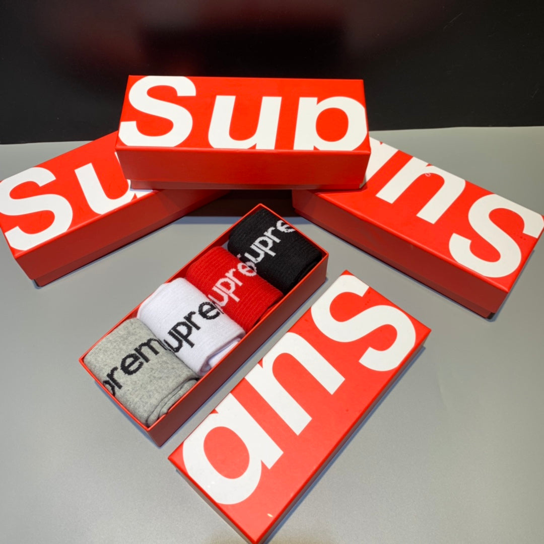 Supreme Classic Apparel - Assorted Set