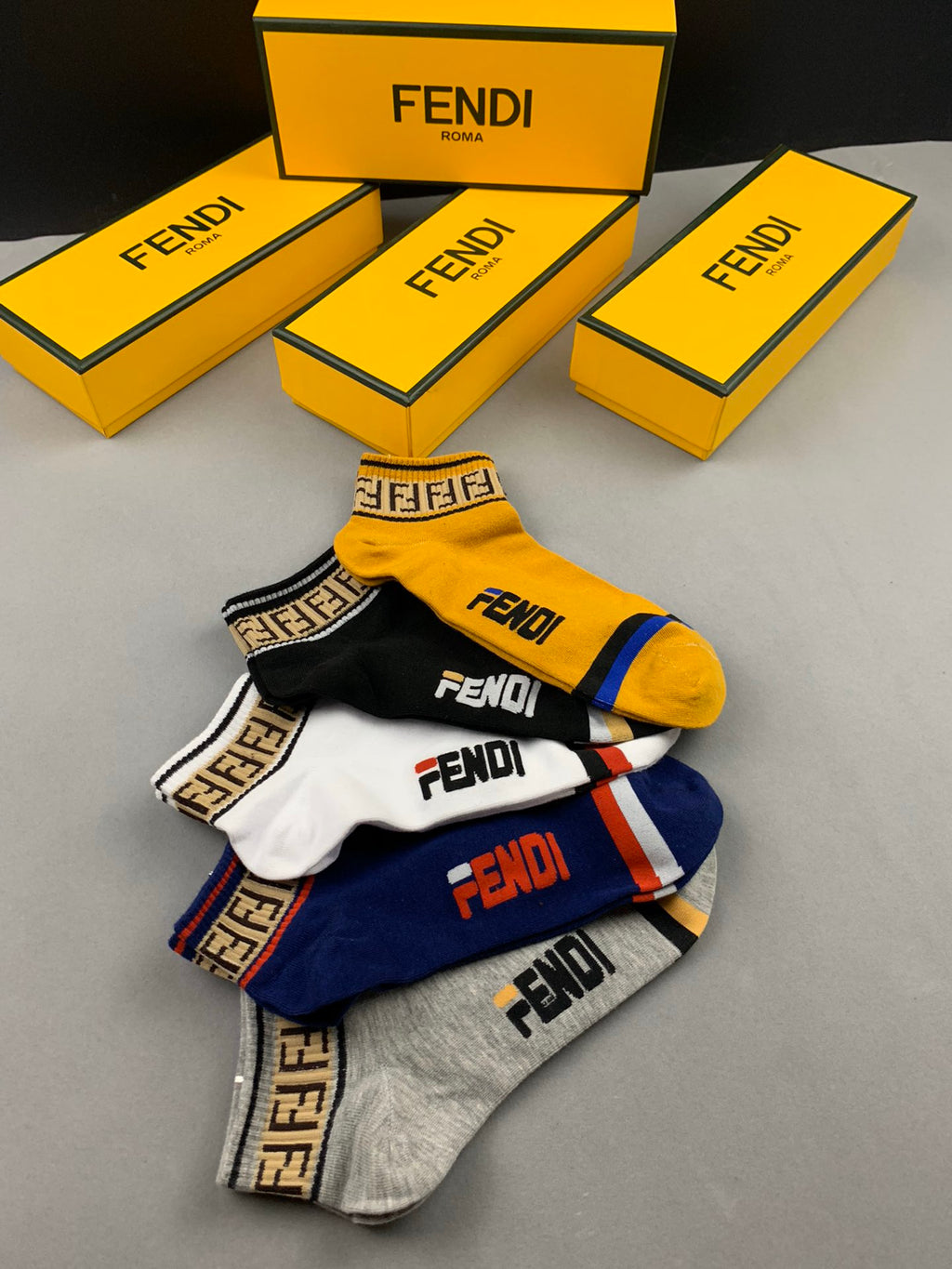 Fendi Wordmark And Letter-Pattern Details No-Show Socks - 5-Pair Set
