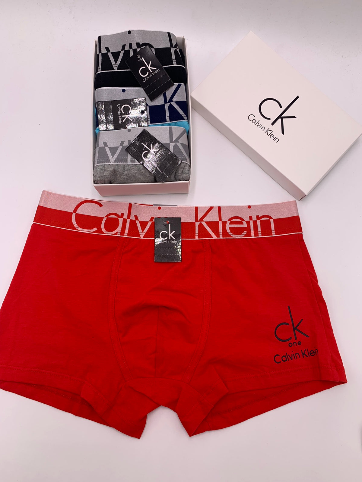 Calvin Klein Cotton Visible Colour, Waistband And Emblem Details Men's Boxer Briefs - 3-Piece Box