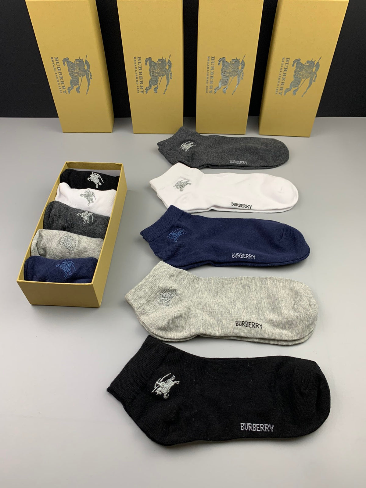 Burberry Check-Inspired Details No-Show Socks - 5-Pair Set