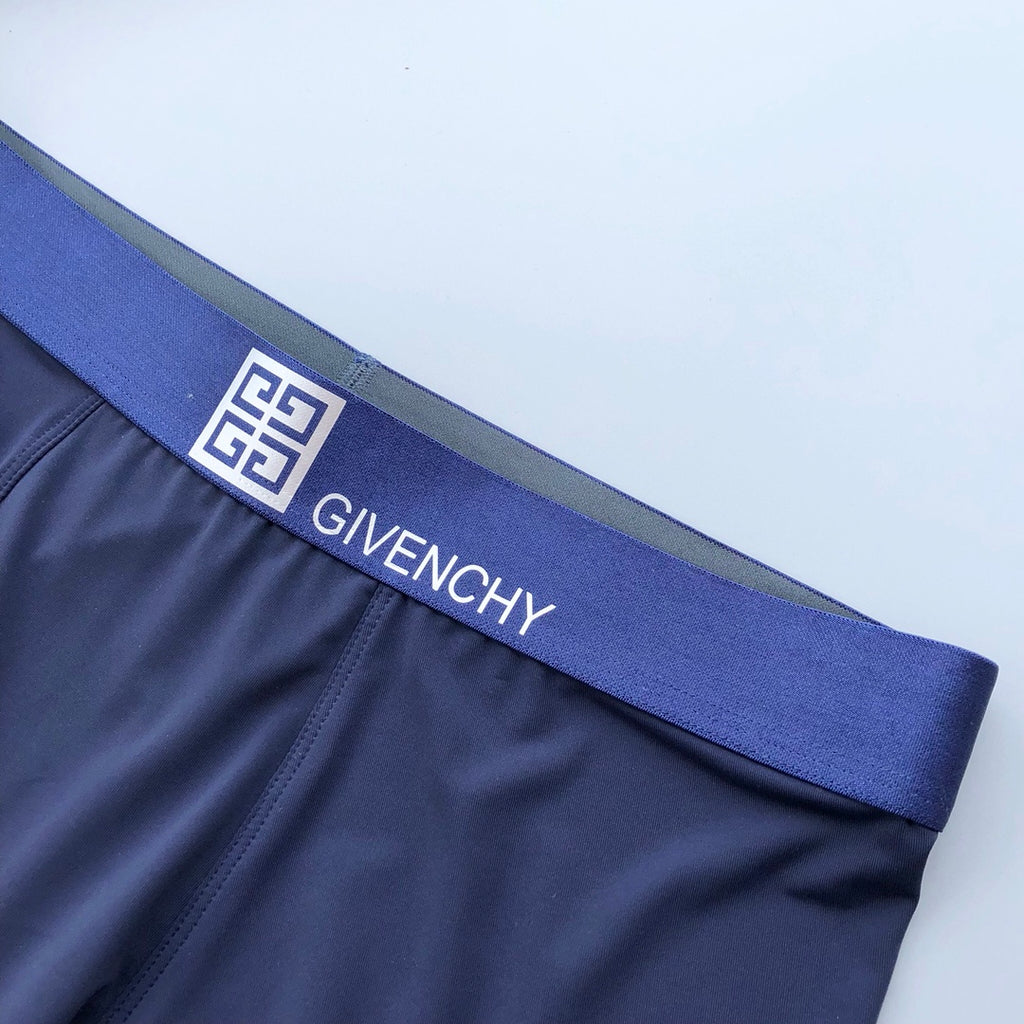Givenchy Contrast Logo Men's Trunk Underwear - 3-Piece Box