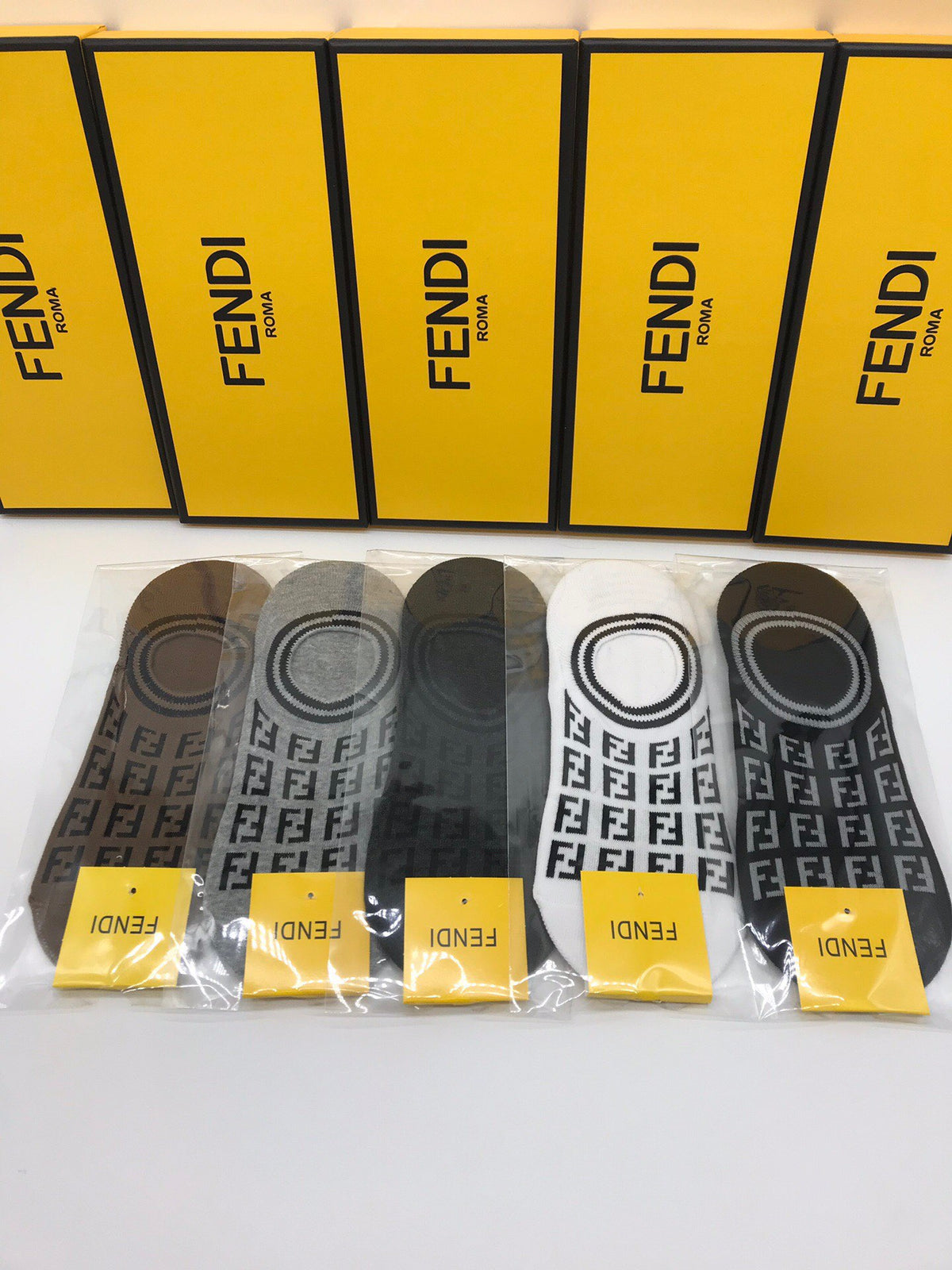 Fendi Circular Letter-Pattern Details No-Show Socks - 5-Pair Set