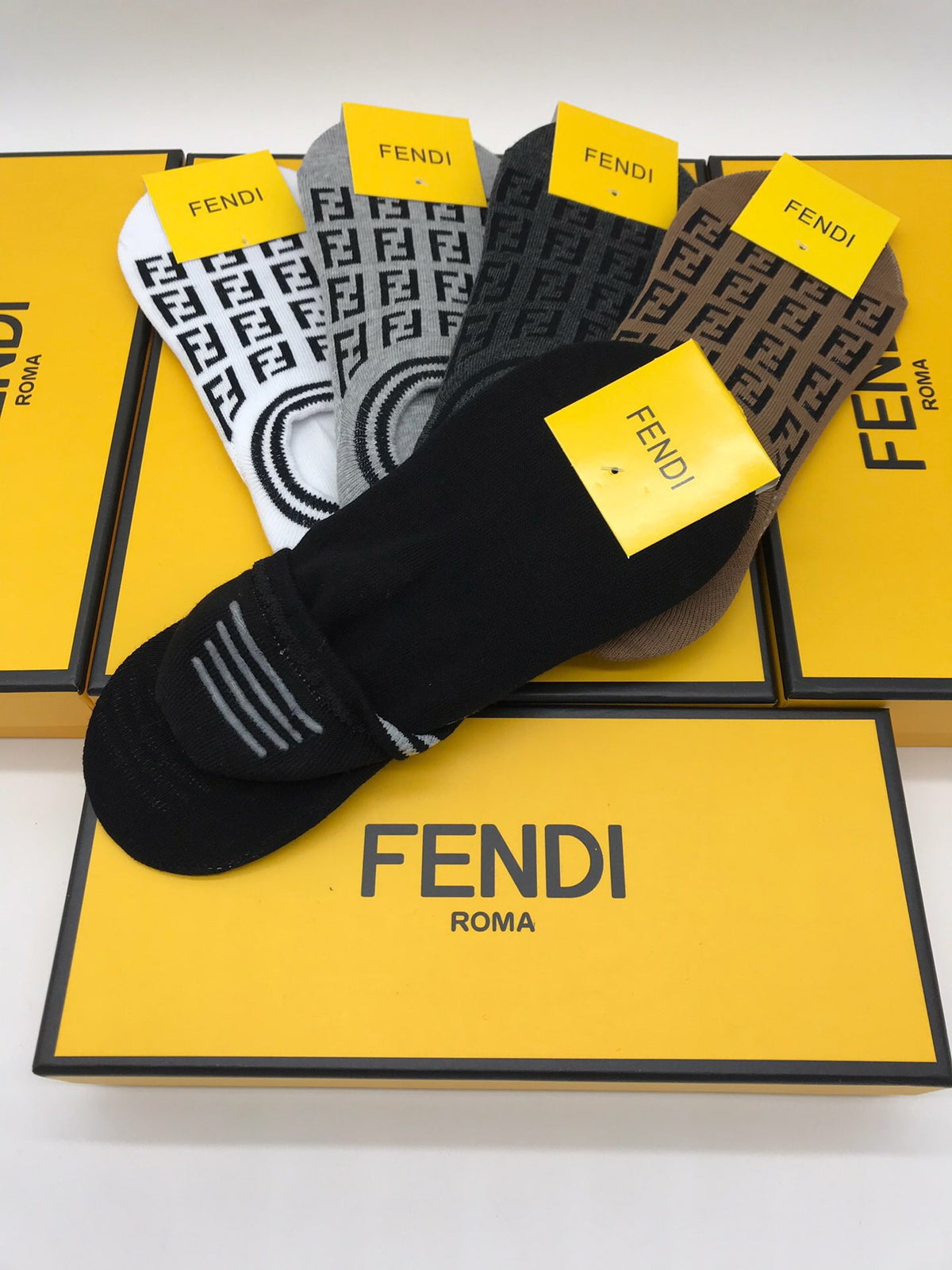 Fendi Circular Letter-Pattern Details No-Show Socks - 5-Pair Set