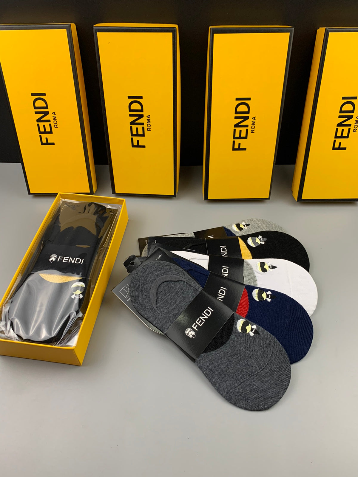 Fendi Cotton Visible Colour, Cuff And Emblem Details No-Show Socks - 5-Pair Set