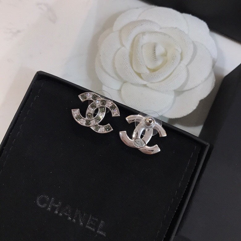 Double-C Emblem Stud Earrings in Polished Metal-Tone – Design 380 main product view