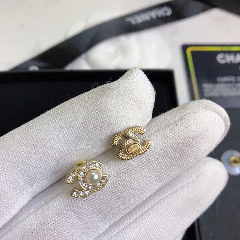 Signature Emblem Crystal-Accent Stud Earrings – Design 028 detail view
