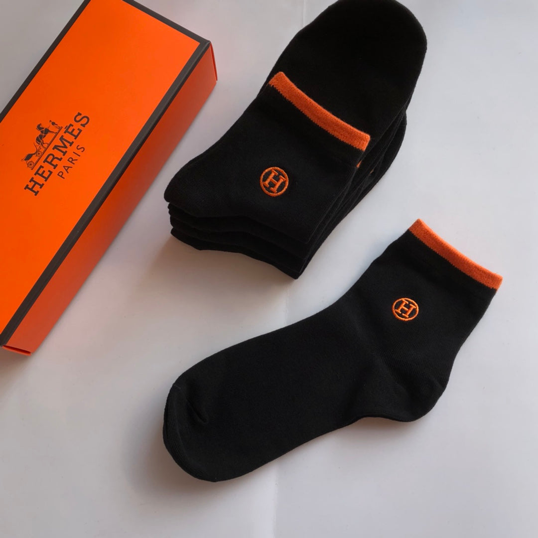 Hermes Orange Cuffs And Small Emblem Details Crew Socks - 5-Pair Set
