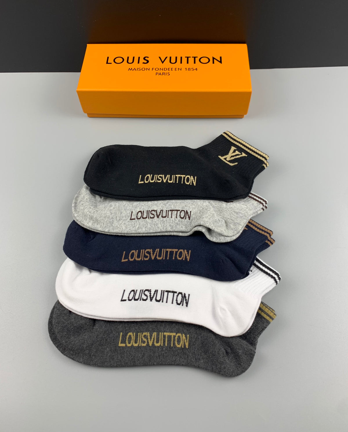 Louis Vuitton Small Initial Details Ankle Socks - 5-Pair Set