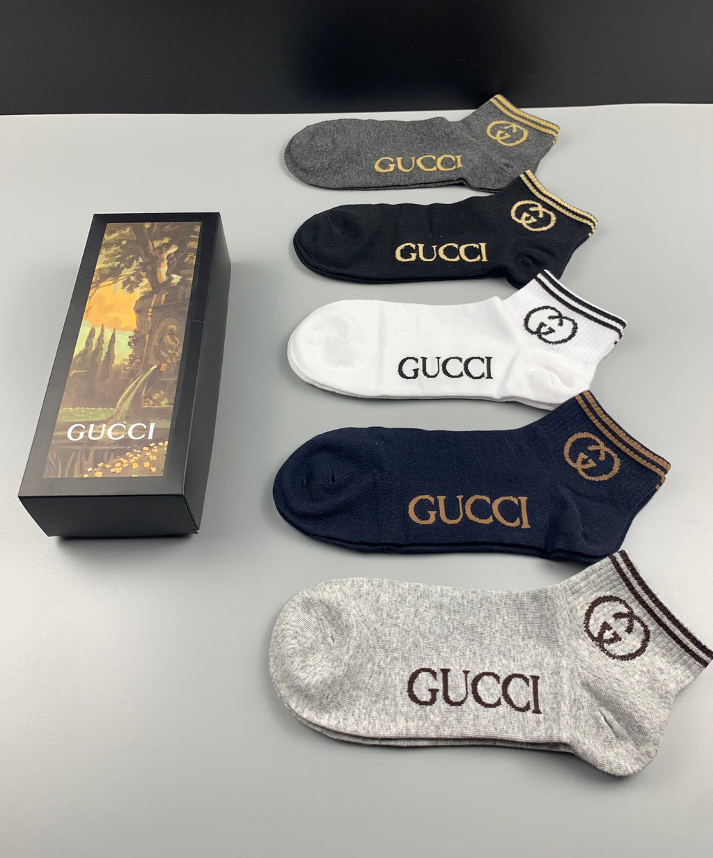 Gucci Gold-Tone Emblems No-Show Socks - 5-Pair Set