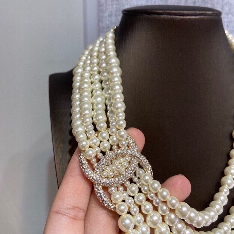Pearl Pearl-Detail Pendant Necklace – Pearl Detail – Design 009 front product view