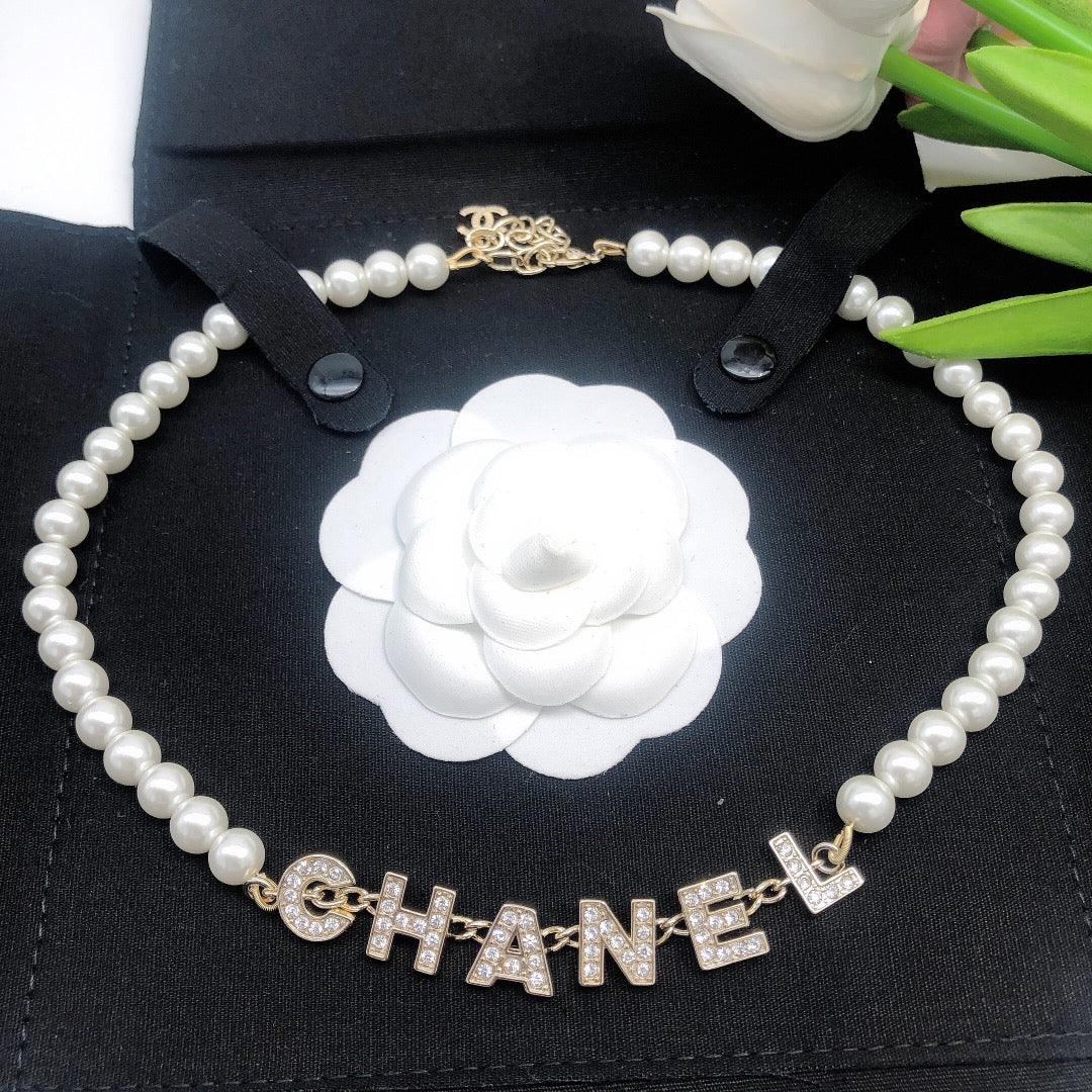 Letter Pearl-Detail Pendant Necklace – Pearl Detail main product view