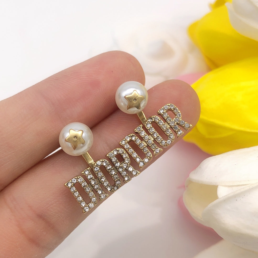 Pearl-Style Motif Stud Earrings in Silver-Tone with Pearl-Style Detail – Design 002 main product view
