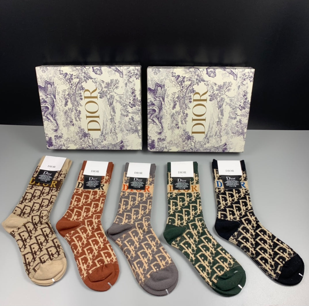 Dior Graphic Apparel - 5-Piece Box