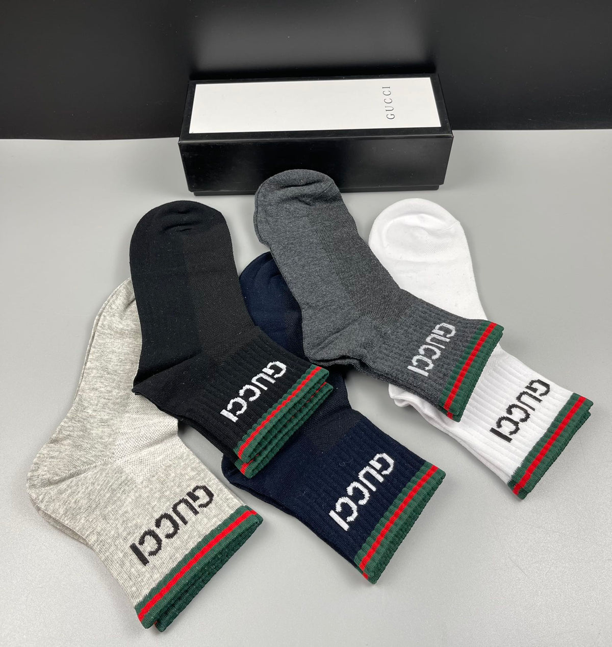 Gucci Cotton Visible Cuff, Colour And Emblem Details Crew Socks - 5-Pair Set