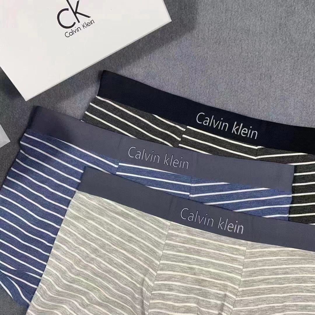 Calvin Klein Modal fibre Visible Waistband, Colour And Emblem Details Men's Boxer Briefs - 3-Piece Box