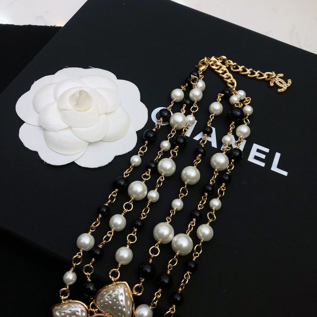 Pearl Pearl-Detail Pendant Necklace – Pearl Detail – Design 007 front product view