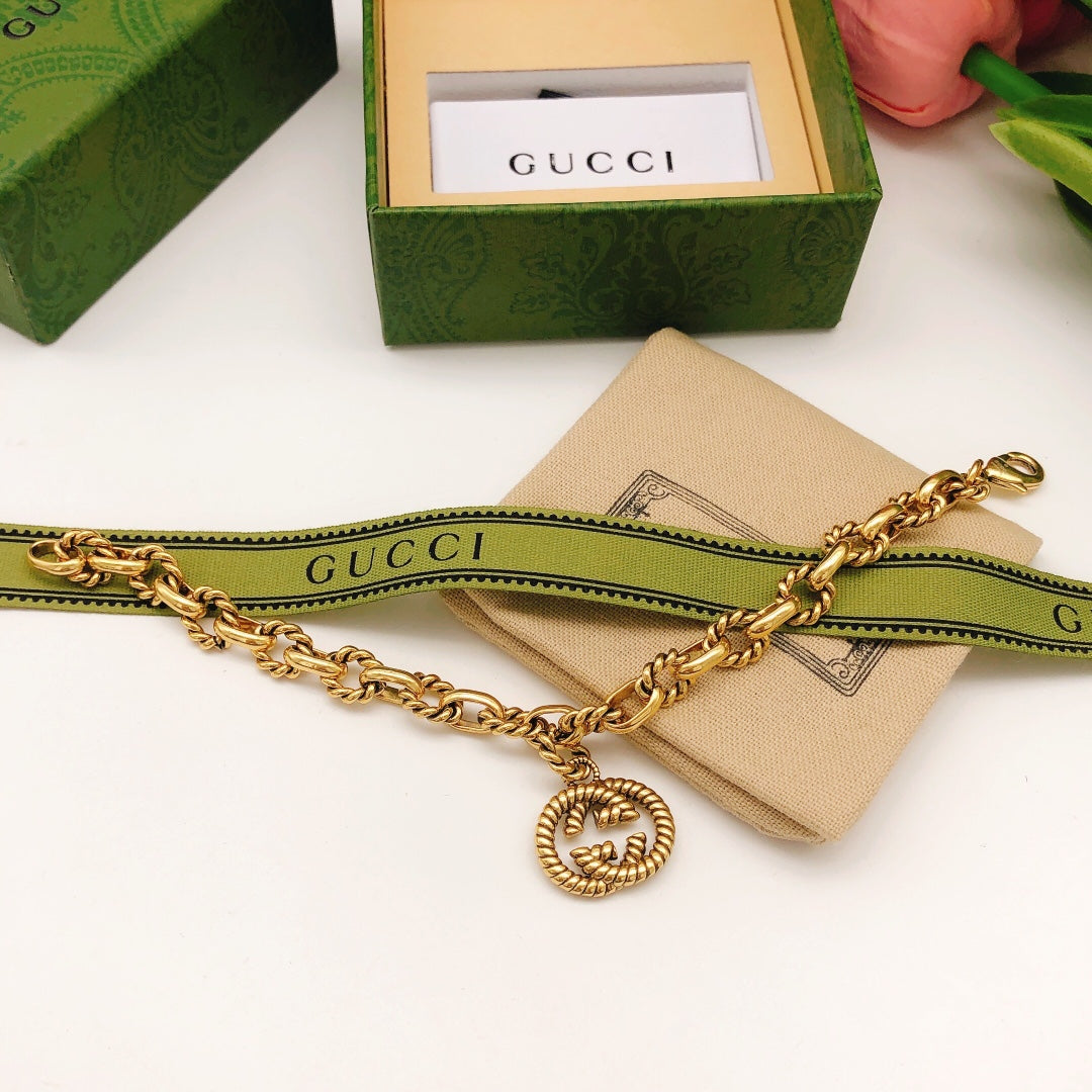 Floral Bracelet in Polished Metal-Tone – Design 013 side detail