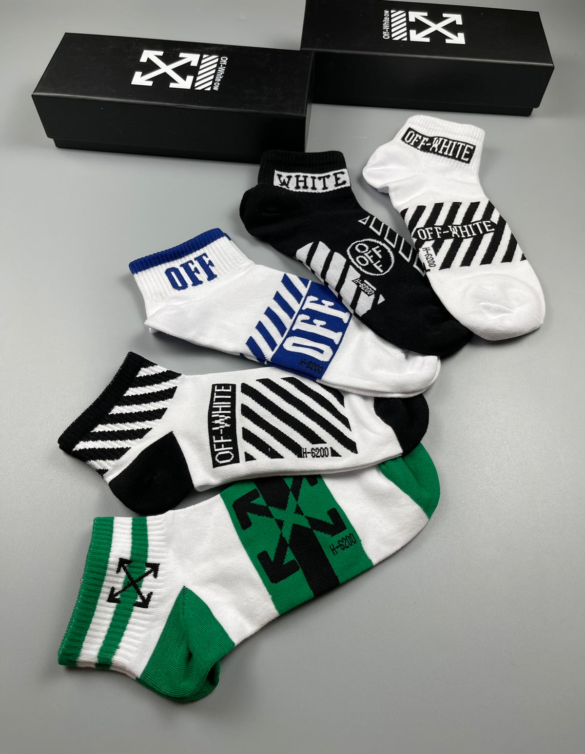 Off-White Diagonal Graphic Details Ankle Socks - 5-Pair Set