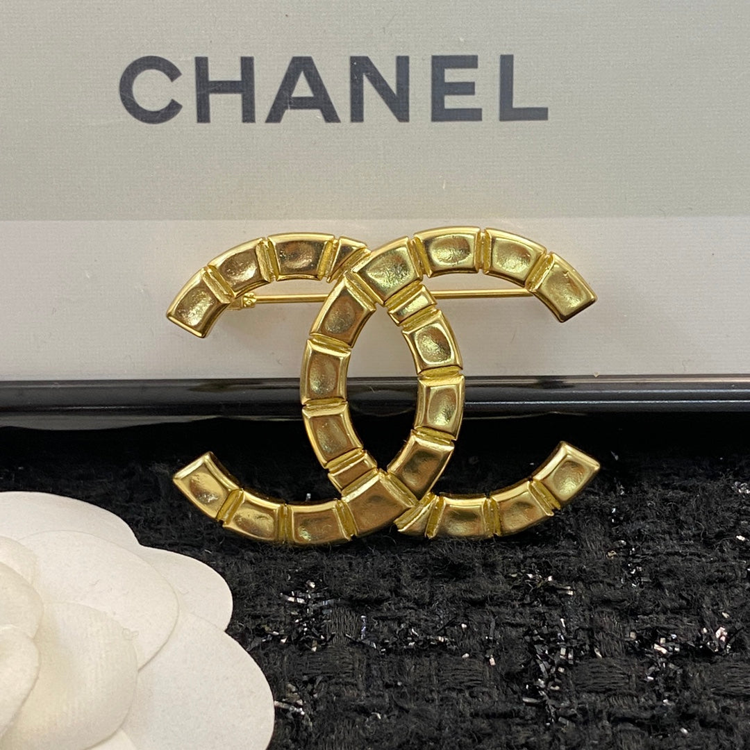 Double-C Emblem Brooch in Polished Metal-Tone – Design 006 main product view